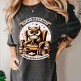 Wise Owl Reading Books Women's Comfort Colors T-Shirt Pepper