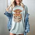 Cute Baby Highland Cow Reading Book Librarian Bookworm Women's Comfort Colors T-Shirt Denim
