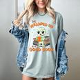 Cute Halloween Teacher Librarian Mummy Reading Books Women's Comfort Colors T-Shirt Denim