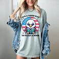 A Good Day To Read a Book Reading Eagle With American Flag Women's Comfort Colors T-Shirt Denim