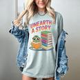 Unearth A Story Cute Turtle Reading Books Librarian Women's Comfort Colors T-Shirt Denim