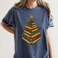 Book Lover Christmas Graphic For Librarians Women's Comfort Colors T-Shirt Moss
