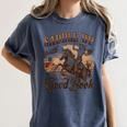 Bookish Retro Western Cowgirl Texas Book Lover Novel Reader Women's Comfort Colors T-Shirt Moss