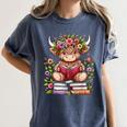 Cute Baby Highland Cow With Reading Book Bookworm Women's Comfort Colors T-Shirt Moss Cute Baby Highland Cow With Reading Book Bookworm Women's Comfort Colors T-Shirt Moss