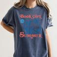 Girl Reading Book Summer Beach Vacation For Book Lover Women's Comfort Colors T-Shirt Moss