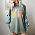 Books Lover Cute Sleepy Cat Relax Reading Vibe Women's Comfort Colors T-Shirt Berry