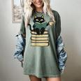 Cat Reading Book Women's Comfort Colors T-Shirt Berry