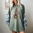 Christmas Tree Of Books For Readers And Librarians Women's Comfort Colors T-Shirt Berry