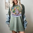 Color Our World Summer Reading 2025 Cute Book Wildflowers Women's Comfort Colors T-Shirt Berry