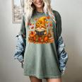 Cute Autumn Gnome Reading Pumpkin Book Lover Women's Comfort Colors T-Shirt Berry