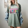 Cute Reading With My Gnomies Gnome Book Bookworm Lover Women's Comfort Colors T-Shirt Berry