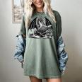 Dragon Reading Book Bookworm Books Dragon Learning Women's Comfort Colors T-Shirt Berry