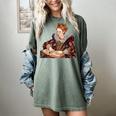 Elizabeth I Reading A Book Women's Comfort Colors T-Shirt Berry Elizabeth I Reading A Book Women's Comfort Colors T-Shirt Berry