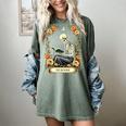 Floral Tarot Card The Reader Skeleton Reading Book Women's Comfort Colors T-Shirt Berry