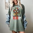 Freadom Tree Read Reading Librarian Book Across America Women's Comfort Colors T-Shirt Berry