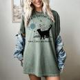 Life Is Better With Yarn Cats And Books Women's Comfort Colors T-Shirt Berry