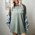 I Put My Book Down To Be Here Women's Comfort Colors T-Shirt Berry