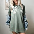 Read Your Heart Out Valentine Reading Books Teachers Kids Women's Comfort Colors T-Shirt Berry