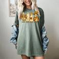 Spooky Halloween Book Lover Halloween Reading Goose Women's Comfort Colors T-Shirt Berry Spooky Halloween Book Lover Halloween Reading Goose Women's Comfort Colors T-Shirt Berry