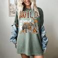 Zoo Animals Wild About Reading Books Reader Lover Librarian Women's Comfort Colors T-Shirt Berry Zoo Animals Wild About Reading Books Reader Lover Librarian Women's Comfort Colors T-Shirt Berry