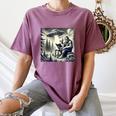 Bigfoot With Alien Reading A Book Bigfoot And UFO Women's Comfort Colors T-Shirt Blue Jean