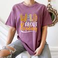 Wild About Reading Lover Bookworm Library Teacher Zoo Animal Women's Comfort Colors T-Shirt Blue Jean
