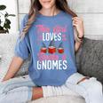 This Girl Loves Books And Gnomes Gardener Dwarf Garden Gnome Women's Comfort Colors T-Shirt Chalky Mint