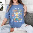 It's a Good Day To Read a Book Cute Giraffe Women's Comfort Colors T-Shirt Chalky Mint It's a Good Day To Read a Book Cute Giraffe Women's Comfort Colors T-Shirt Chalky Mint