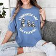 Libraries Are For Everyone Read Banned Book Librarian Reader Women's Comfort Colors T-Shirt Chalky Mint