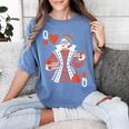 Modern Queen Of Hearts Book Lover Reading Novels Romantasy Women's Comfort Colors T-Shirt Chalky Mint Modern Queen Of Hearts Book Lover Reading Novels Romantasy Women's Comfort Colors T-Shirt Chalky Mint