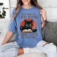 i Read Books And i Know Things Cat Reading Coffee Women's Comfort Colors T-Shirt Chalky Mint