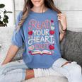Read Your Cute Heart Out Teacher Librarian Love Reading Book Women's Comfort Colors T-Shirt Chalky Mint