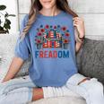 Reading Freadom Freedom Book Lover 4th Of July Men Women Women's Comfort Colors T-Shirt Chalky Mint