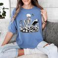 Skeleton Reading Book Floral Dark For Book Lovers Women's Comfort Colors T-Shirt Chalky Mint