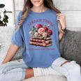 Spicy Books Spread Those Pages Like A Good Girl Dark Romance Women's Comfort Colors T-Shirt Chalky Mint