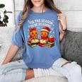 ’Tis The Season To Be Reading Book Lover Women's Comfort Colors T-Shirt Chalky Mint