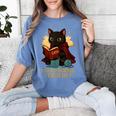 Wizard Cat Reading a Book While Crocheting Women's Comfort Colors T-Shirt Chalky Mint