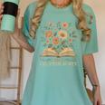 1985 Chapter Forty 40th Birthday Wildflower Book 40 Year Old Women's Comfort Colors T-Shirt Violet