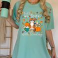 Cat Fall In Love With Reading Book Lover Autumn Women's Comfort Colors T-Shirt Violet