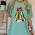 Christmas Book Tree Coquette Bow Xmas Reading Librarian Girl Women's Comfort Colors T-Shirt Violet