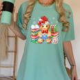 Christmas Gingerbread Man Reading Book Snowflake Teacher Women's Comfort Colors T-Shirt Violet