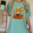 Cute Autumn Gnome Reading Pumpkin Book Lover Women's Comfort Colors T-Shirt Violet