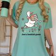 Goose With Books Cute Bookworm Reader Women's Comfort Colors T-Shirt Violet