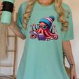 Octopus Reading Book Kraken Book Lover Women's Comfort Colors T-Shirt Violet