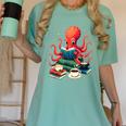 Octopus Reading Books Tea Coffee Women's Comfort Colors T-Shirt Violet