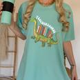 Teachersaurus Dinosaur Teachers Dino Reading Book Librarian Women's Comfort Colors T-Shirt Violet