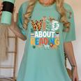 Wild About Reading Zoo Animals Books Reader Lover Women's Comfort Colors T-Shirt Violet