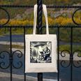 Bigfoot With Alien Reading A Book Bigfoot And UFO Canvas Tote Bag