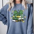 Coquette Bow Books St Patrick's Shamrock Bookworm Librarian Comfort Colors Sweatshirt Denim Coquette Bow Books St Patrick's Shamrock Bookworm Librarian Comfort Colors Sweatshirt Denim