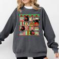 Christmas Cat Santa Bookshelves Book Lover Reader Comfort Colors Sweatshirt Pepper
